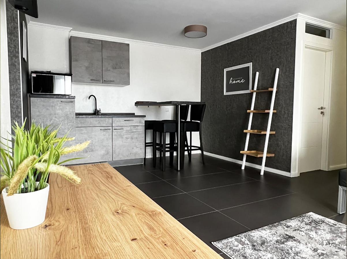 Mg-Quartier Hostel Mönchengladbach Buitenkant foto