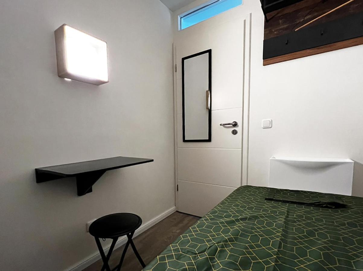 Mg-Quartier Hostel Mönchengladbach Buitenkant foto