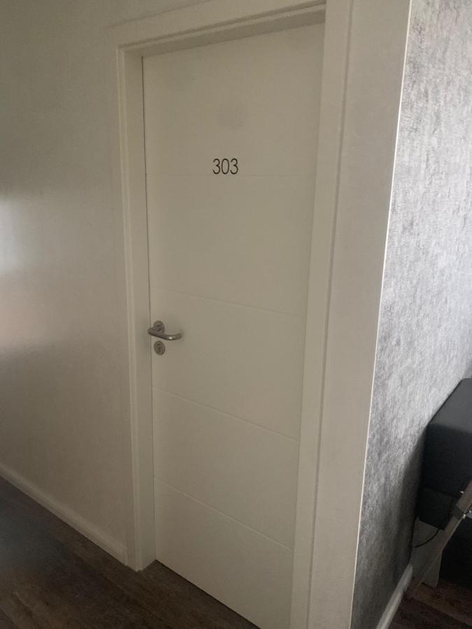 Mg-Quartier Hostel Mönchengladbach Buitenkant foto