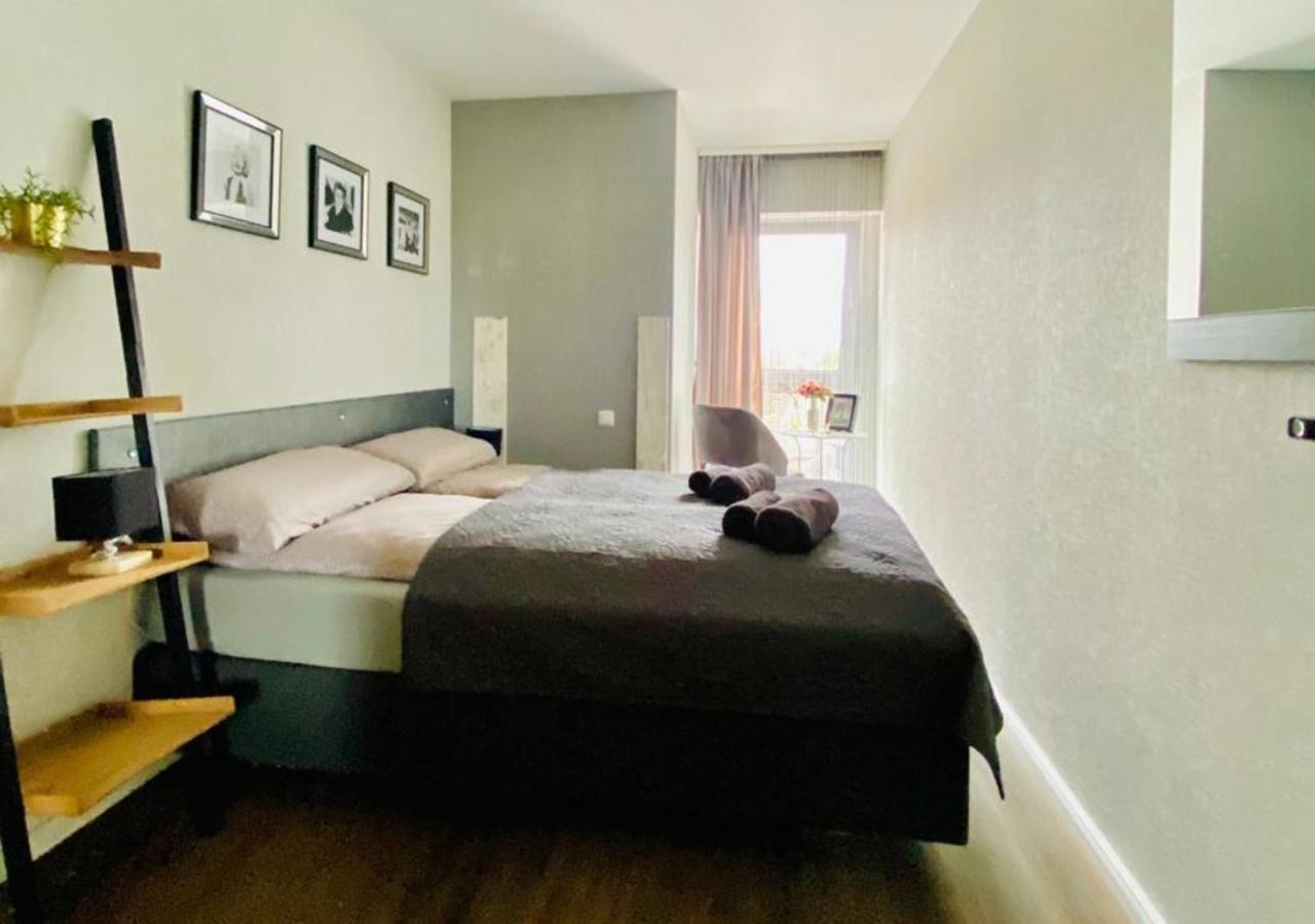Mg-Quartier Hostel Mönchengladbach Buitenkant foto