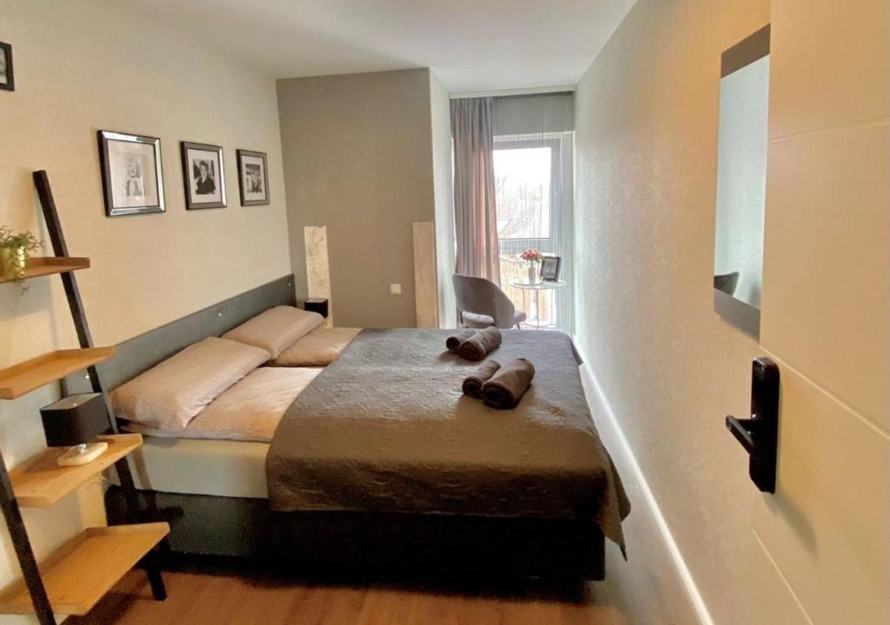 Mg-Quartier Hostel Mönchengladbach Buitenkant foto
