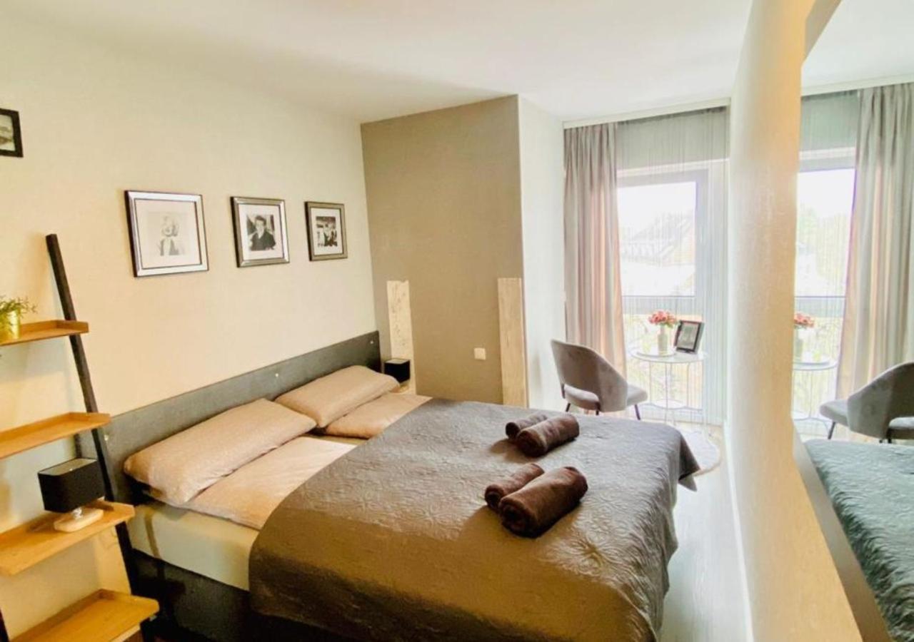 Mg-Quartier Hostel Mönchengladbach Buitenkant foto