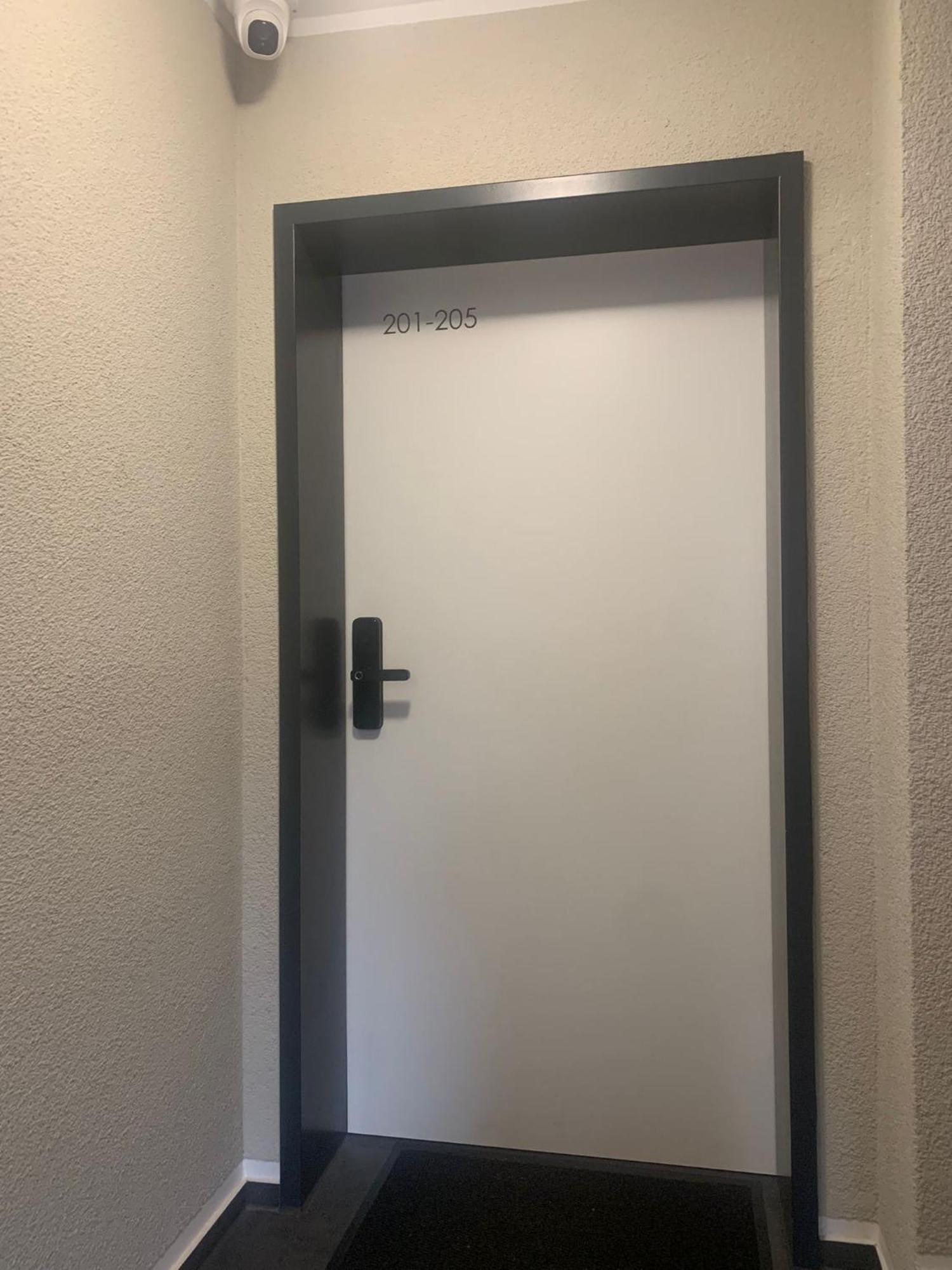 Mg-Quartier Hostel Mönchengladbach Buitenkant foto